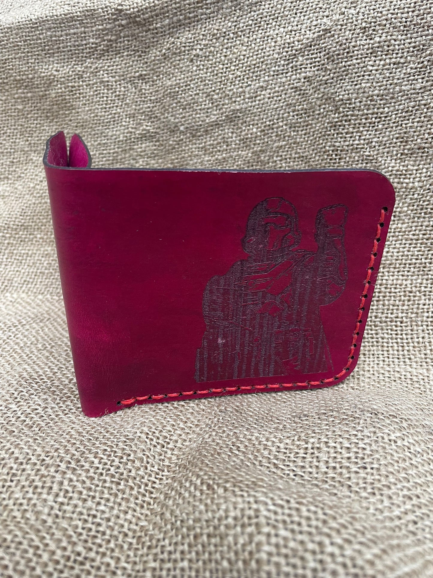 Horizontal bifold wallet