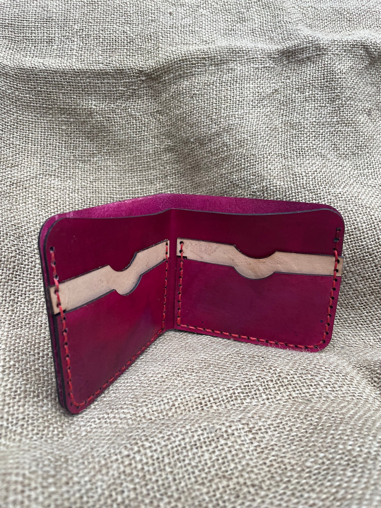 Horizontal bifold wallet